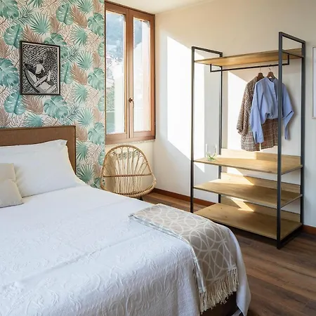 Apartment Lario's - 10 Suites On Lake Acquaseria