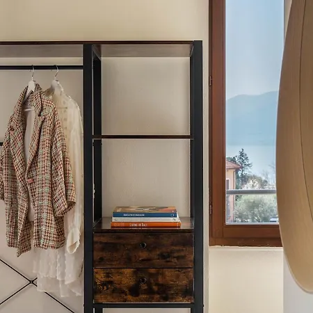 Lario's - 10 Suites On Lake Apartment *