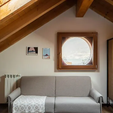 Apartment Lario's - 10 Suites On Lake *