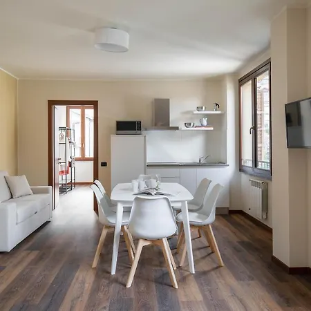 Apartment Lario's - 10 Suites On Lake *