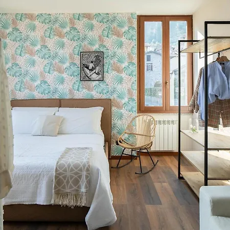 Lario's - 10 Suites On Lake Acquaseria