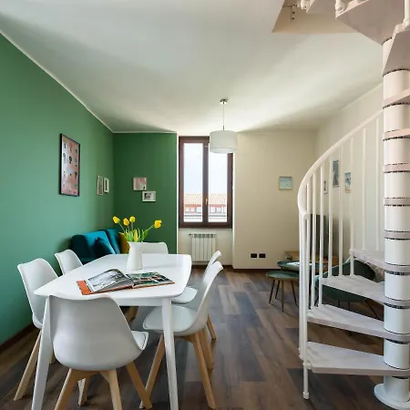 Lario's - 10 Suites On Lake Apartment *