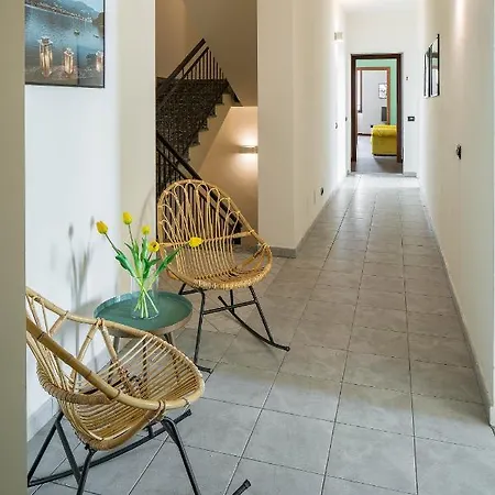 Apartment Lario's - 10 Suites On Lake