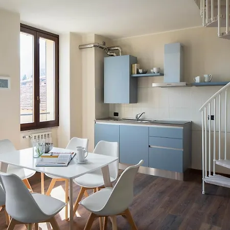 Lario's - 10 Suites On Lake Apartment *