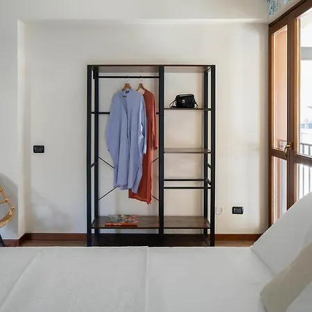 Apartment Lario's - 10 Suites On Lake *