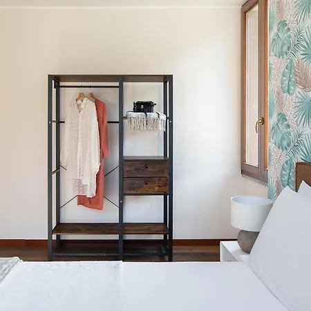 Lario's - 10 Suites On Lake Appartement *